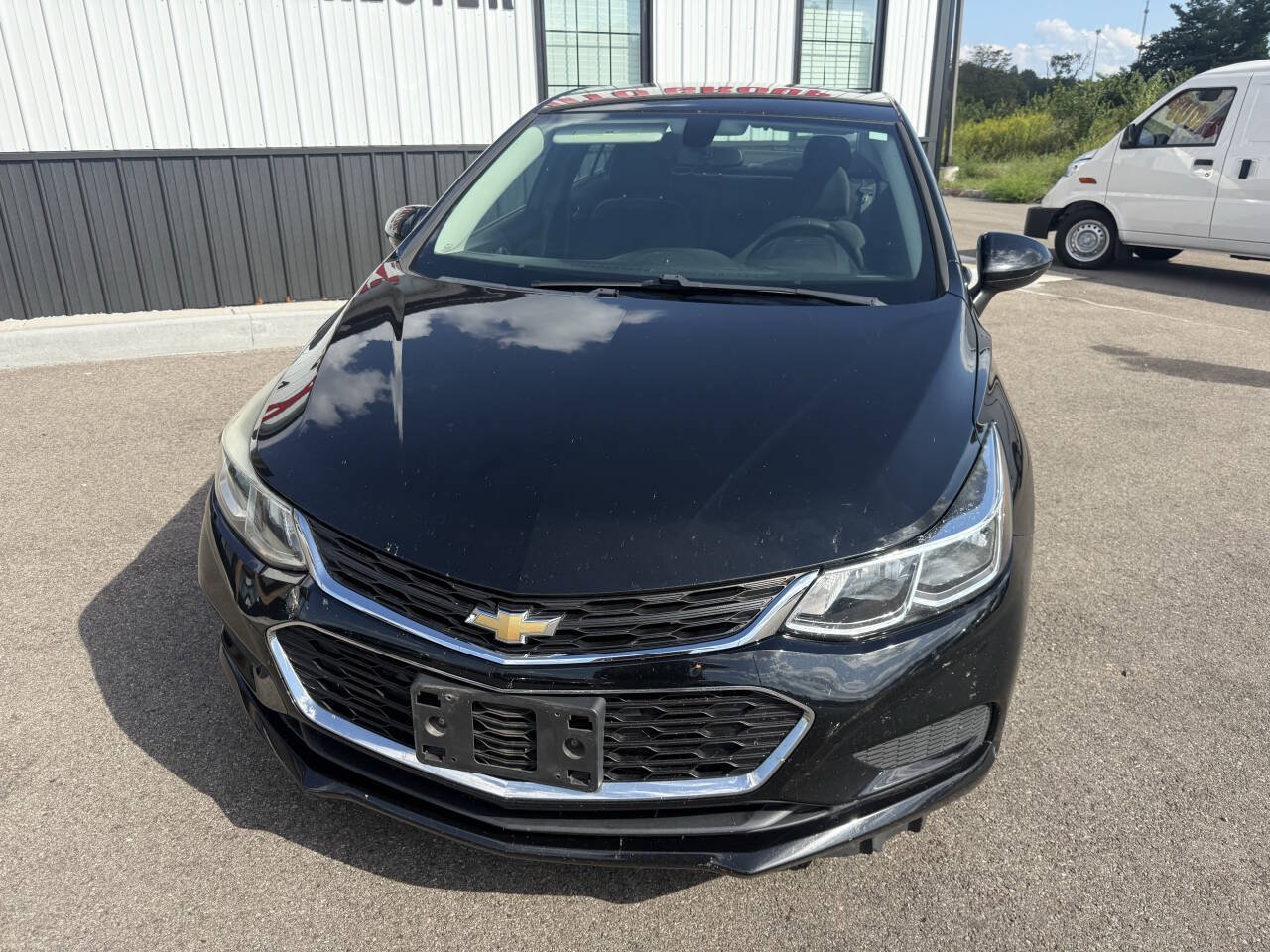 Used 2018 Chevrolet Cruze LS FWD image 3