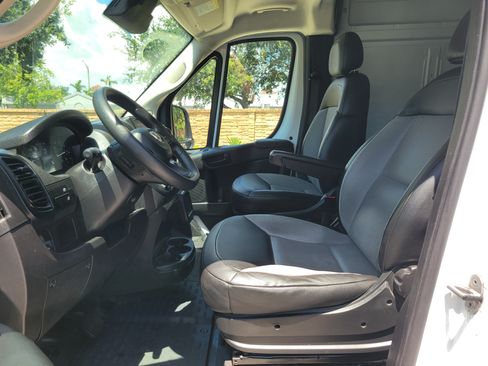 Used 2023 RAM ProMaster 2500 FWD image 17