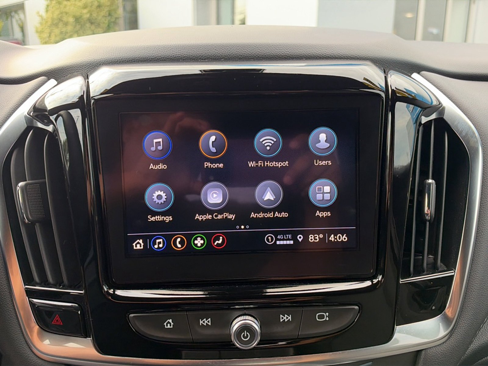 Used 2023 Chevrolet Traverse LT FWD image 38