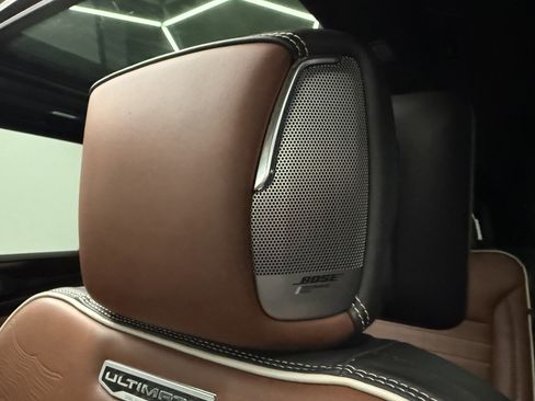 Used 2023 GMC Yukon XL Denali Ultimate image 28