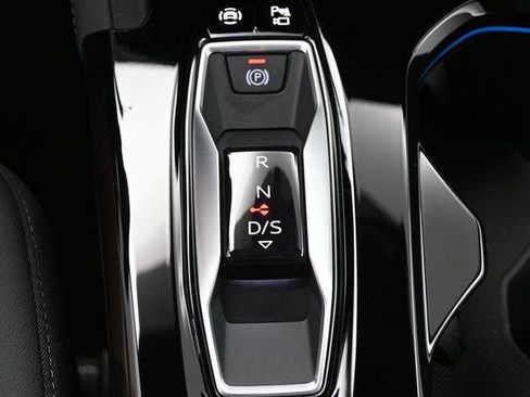Used 2025 Audi Q5 Premium w/ Convenience Package AWD/4WD image 26