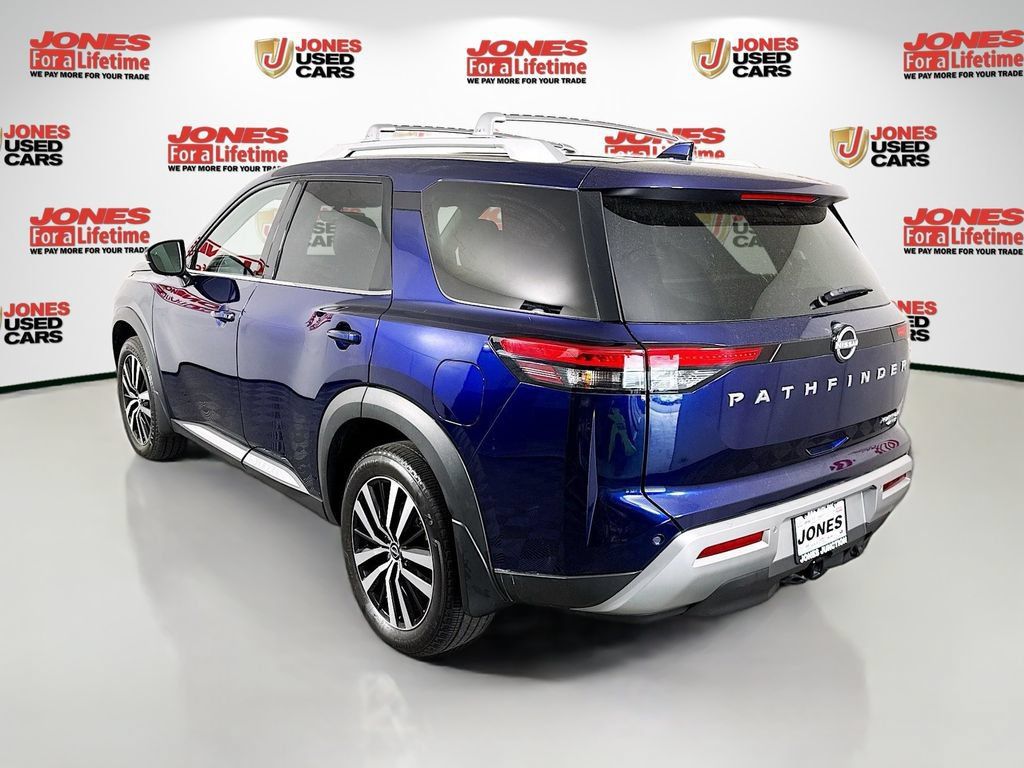 Certified 2024 Nissan Pathfinder Platinum w/ Cargo Package AWD/4WD image 2
