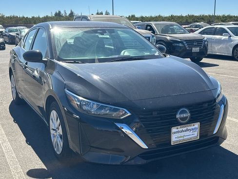 Certified 2024 Nissan Sentra S FWD image 2