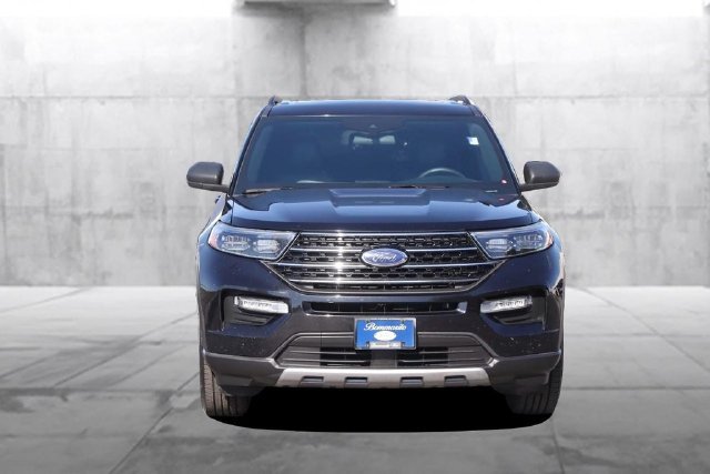 Used 2020 Ford Explorer XLT w/ Equipment Group 202A AWD/4WD image 4