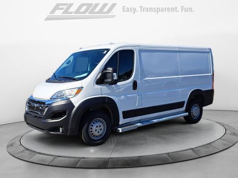Used 2025 RAM ProMaster 2500 w/ U-Haul Equipment Group FWD image 4