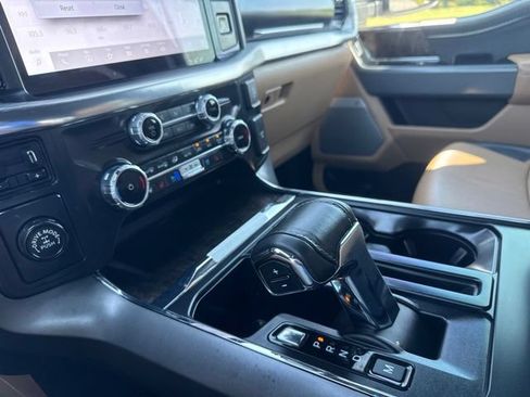 Used 2022 Ford F150 Lariat w/ Equipment Group 502A High RWD image 22