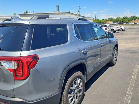 Used 2023 GMC Acadia SLT w/ Preferred Package FWD image 7