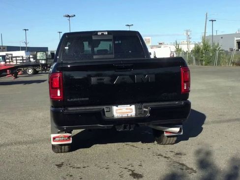 New 2025 RAM 3500 Laramie image 7