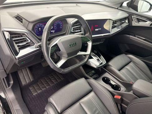 Used 2023 Audi Q4 e-tron Premium Plus w/ Premium Plus image 9