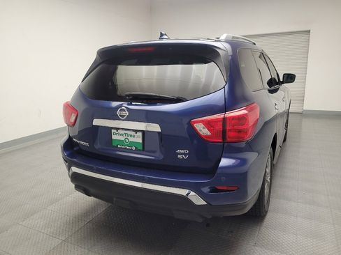 Used 2019 Nissan Pathfinder SV image 7