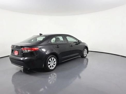 Used 2024 Toyota Corolla LE FWD image 7