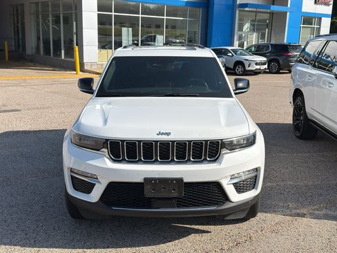 Used 2024 Jeep Grand Cherokee Limited 4xe AWD/4WD image 3