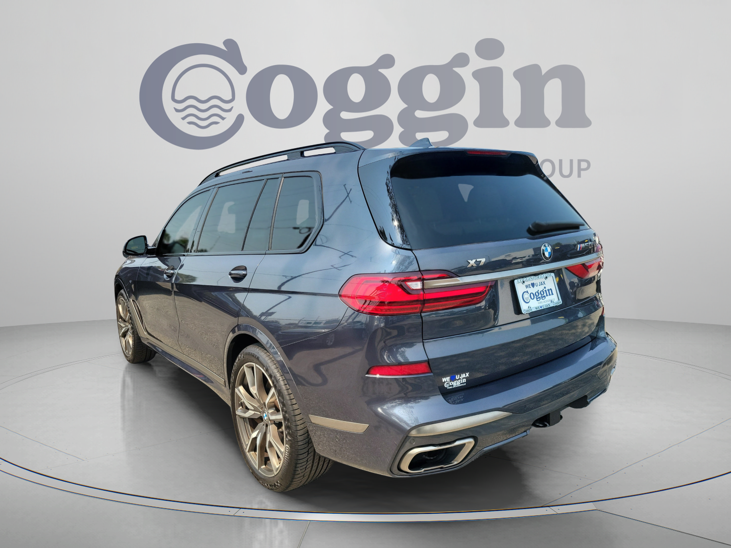Used 2021 BMW X7 M50i w/ Dynamic Handling Package AWD/4WD image 2