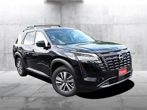 New 2026 Nissan Pathfinder SL AWD/4WD image 2