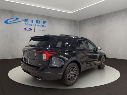 Used 2025 Ford Explorer ST AWD/4WD image 10