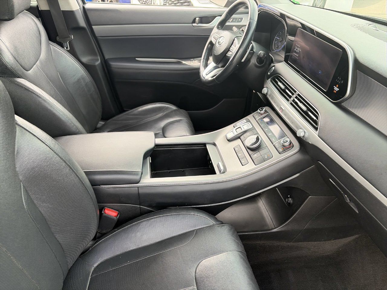 Used 2021 Hyundai Palisade SEL w/ Premium Package FWD image 11