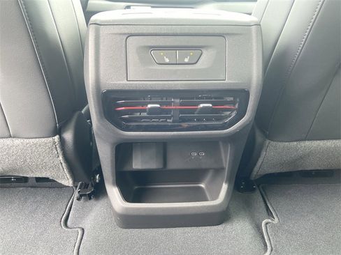 New 2025 Chevrolet Silverado EV RST image 22