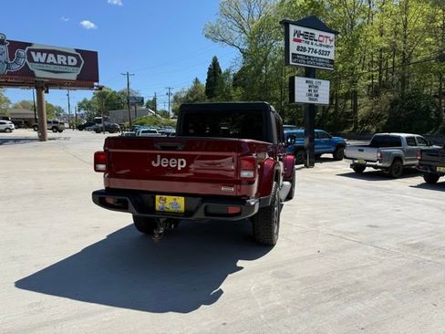 Used 2021 Jeep Gladiator Overland w/ Trailer Tow Package AWD/4WD image 5