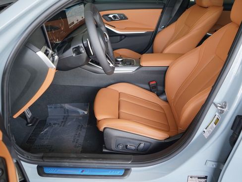 New 2026 BMW 330i Sedan w/ M Sport Package image 10