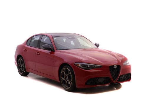 New 2025 Alfa Romeo Giulia AWD image 2