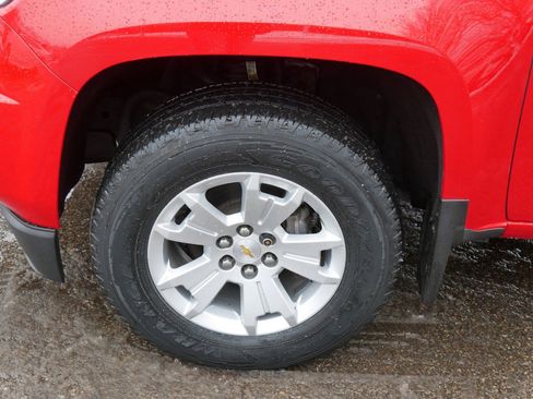 Used 2019 Chevrolet Colorado LT w/ LT Convenience Package image 9