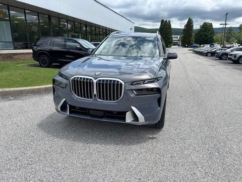 Used 2026 BMW X7 xDrive40i AWD/4WD image 7