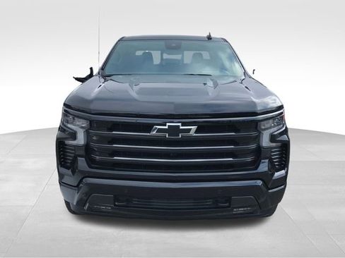 Certified 2024 Chevrolet Silverado 1500 High Country w/ Midnight Edition image 10