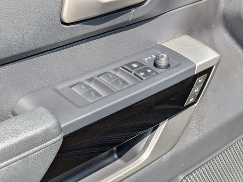 Used 2023 Toyota Tundra Limited w/ Power Package image 17