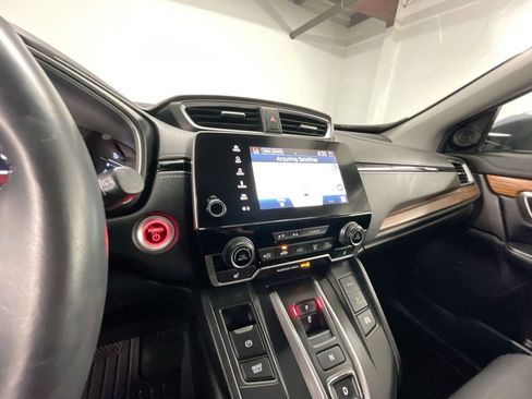 Used 2022 Honda CR-V Touring image 18