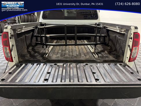 Used 2021 Nissan Frontier SV w/ Midnight Edition Floor Mats image 25