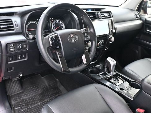 Used 2022 Toyota 4Runner TRD Off-Road Premium image 7
