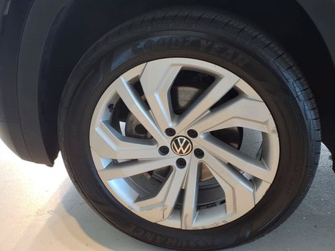 Used 2023 Volkswagen Atlas SE AWD/4WD image 7