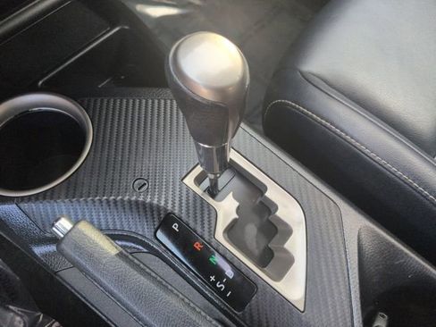 Used 2014 Toyota RAV4 Limited image 16