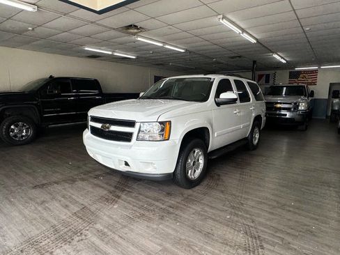 Used 2009 Chevrolet Tahoe LT image 2