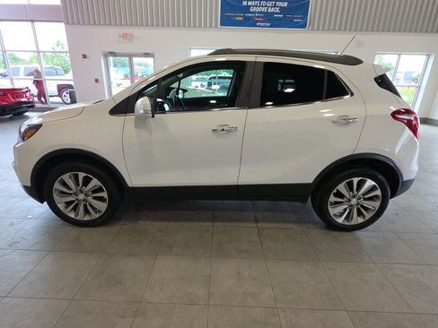 Used 2018 Buick Encore Preferred AWD/4WD image 12