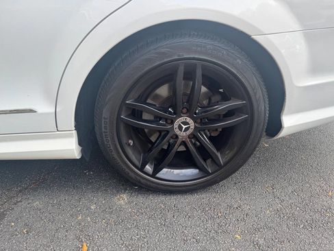 Used 2013 Mercedes-Benz C 300 C 300 Sport 4MATIC AWD 4dr Sed w/ Multimedia Pkg image 4