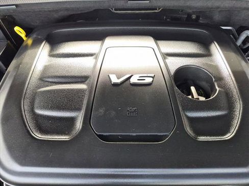 Used 2017 Jeep Grand Cherokee Limited AWD/4WD image 21