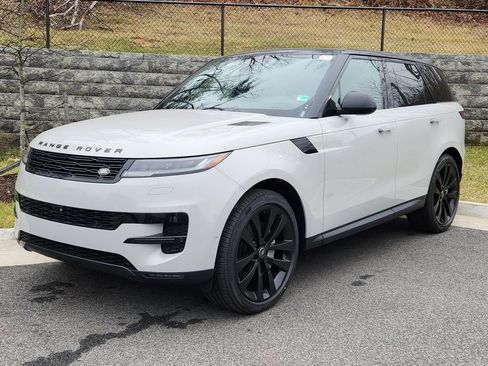 Used 2025 Land Rover Range Rover Sport SE image 1