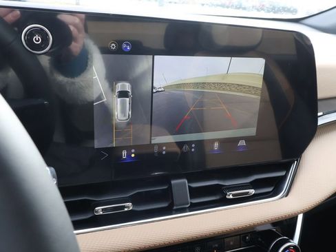 New 2026 Chevrolet Equinox ACTIV w/ Convenience Package III image 27