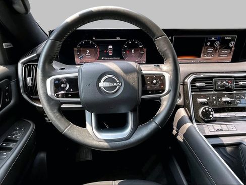 Certified 2025 Nissan Armada SL RWD image 6