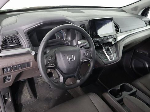 Used 2019 Honda Odyssey EX image 7