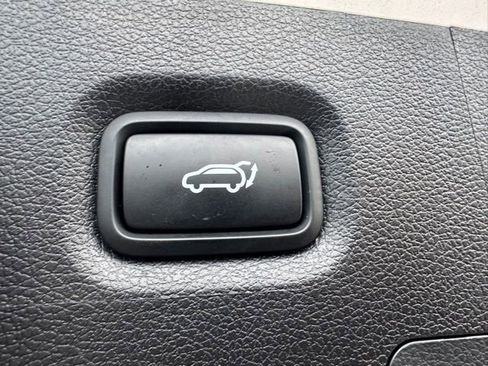 Used 2022 Hyundai Santa Fe XRT AWD/4WD image 10