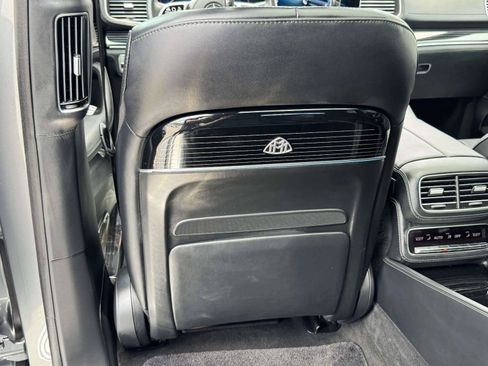 Used 2022 Mercedes-Benz Maybach GLS 600 4MATIC image 67