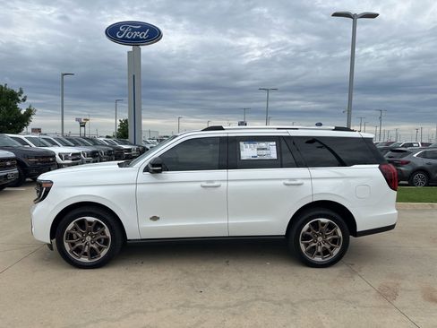 New 2026 Ford Expedition King Ranch AWD/4WD image 2