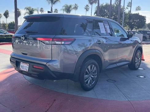 Certified 2024 Nissan Pathfinder S image 8