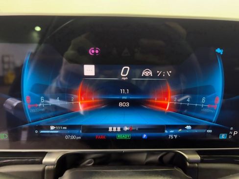 Used 2024 Mercedes-Benz S 63 AMG S w/ Carbon Fiber Exterior Package image 15