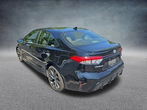 Used 2025 Toyota Corolla SE FWD image 5