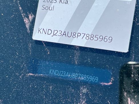 Used 2023 Kia Soul LX w/ LX Technology Package image 23