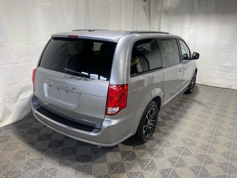 Used 2017 Dodge Grand Caravan GT FWD image 6