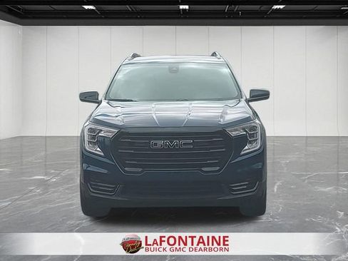 Used 2023 GMC Terrain SLE w/ Driver Convenience Package AWD/4WD image 8